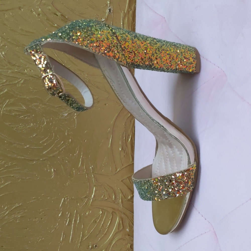 Ladies Heel